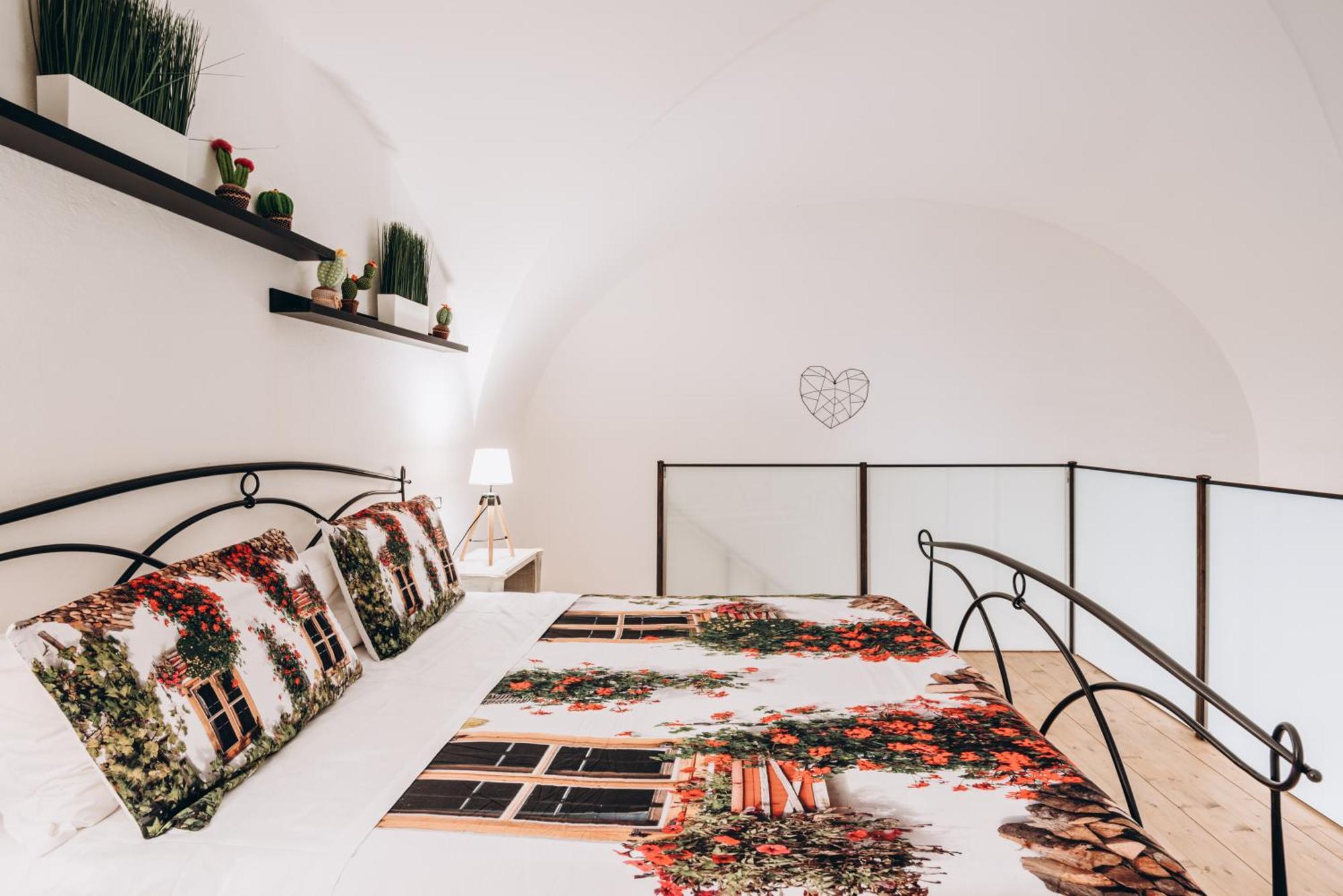Castle Living Lejlighed CTA Eksteriør billede